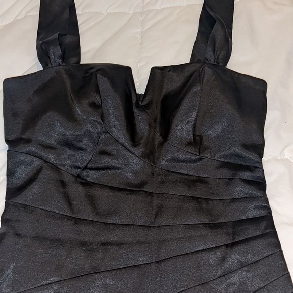 LBD - Picture 2 of 3